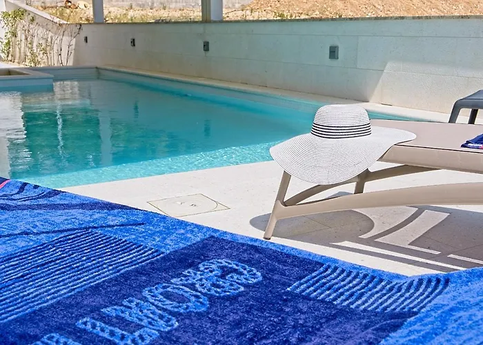 Exclusive Aurora * Макарска