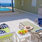 Exclusive Aurora * Makarska